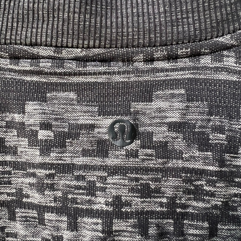 Lululemon Rest Less 1/4 Zip - Picture 6 of 6